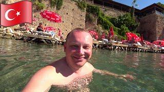 #13.Анталия. Купаюсь в Старом городе ???? Пляж Мермерли — Mermerli Beach. Обедаю в кебабной 1885 год
