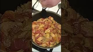 Жареное мясо под вкуснейшим соусом. Рецепт вкусного ужина.