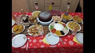 Новогодний Стол и Поздравление