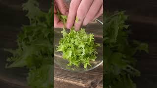 Почему салат рвут РУКАМИ #Shorts