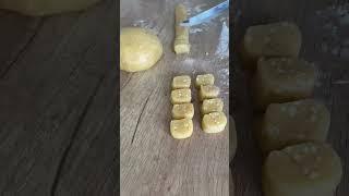 ￼НЕВЕРОЯТНО РАССЫПЧАТОЕ ￼песочное кунжутное печенье. Crumbly shortbread cookies with sesame seeds.??