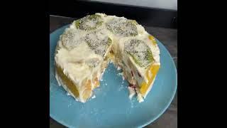 Йогуртовый фруктовый торт ???? Легкий десерт полное видео смотрите в профиле. Не забудьте подписатьс