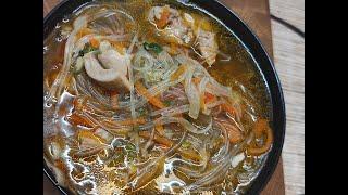 Суп с вешенками и фунчозой! Его стоит попробовать!