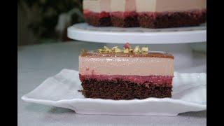 Шоколадно-муссовое пирожное с малиной/Chocolate mousse cake with raspberries