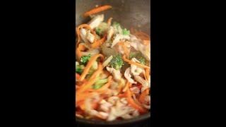 Вкуснейшее блюдо в одной сковородке, да еще и всего за 12 минут!