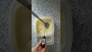 торт тирамису в кофейном стакане. десерт в шоколадном стакане кофе. торт тирамису рецепт