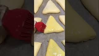 Воздушные, ароматные сдобные пирожки с фруктами.????Incredibly Delicious Fluffy Fruit Filled Buns.