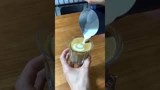 Как приготовить дома красивый капучино? Урок для начинающего бариста - сохраняйте!