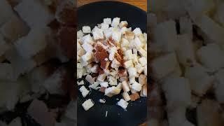 #Shorts Мои идеальные чесночные сухарики (хрустящие снаружи, мягкие внутри)