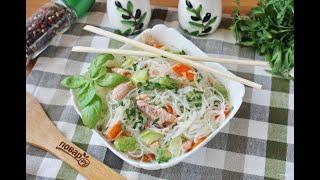 Фунчоза с красной рыбой