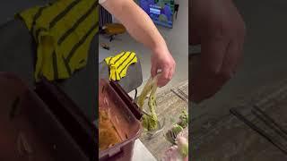 Готовим шпинат #жизньвкорее #катякорея #кореявлог