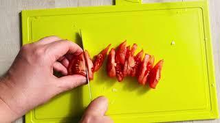 Салат из пекинской капусты.