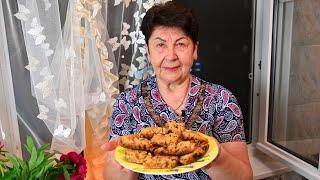 И ТОРТА НЕ НОДО! ЗА КОПЕЙКИ В ДВА РАЗА ВКУСНЕЕ ШАРЛОТКИ! ЕШЬ ЕГО И ПЛАЧЕШЬ ОТ ВОСТОРГА! ТАЕТ ВО РТУ!