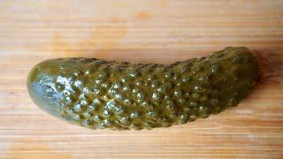 Вкусный рецепт САЛАТА из простых продуктов! Беру Солёные огурцы и готовлю Потрясающий салат!