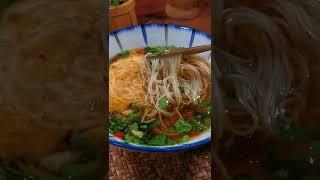 Тушеная лапша с яйцом в соевом соусе Stewed noodles with egg in soy sauce