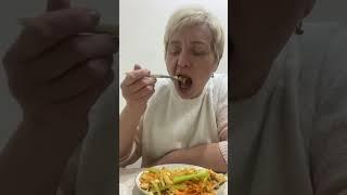 Мукбанг ужинаю