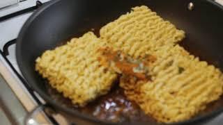 ЛАПША БЫСТРОГО ПРИГОТОВЛЕНИЯ - ТОЖЕ МОЖЕТ БЫТЬ ВКУСНОЙ.