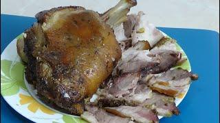 сочная  свиная рулька в рукаве