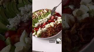 Кобб-салат! Принцип готовки похож на любимый оливье, только подача немного другая