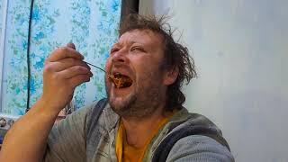 ДЕРЕВНЯ И МУКБАНГ МАМ ГОТОВИТ ВКУСНЫЕ СРАЗЫ С КАРТОШКИ И БЫТ ДЕРЕВЕНСКИЙ !